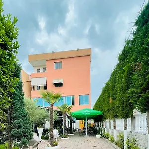 Apartment Bajovah & Restaurant 